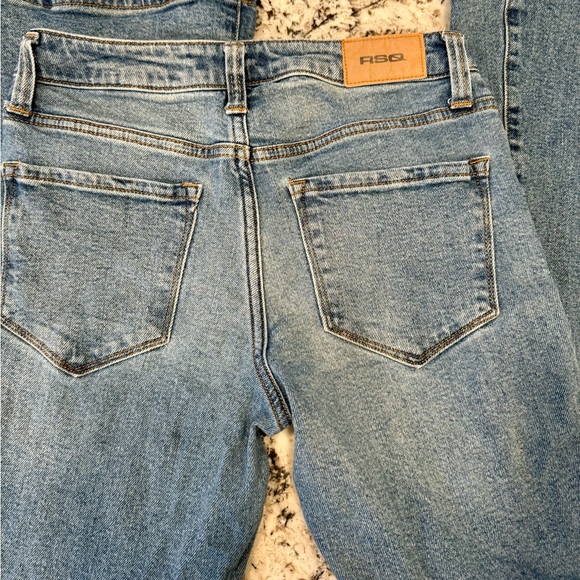 Women’s RSQ Jeans Size: 26 - Picture 3 of 3